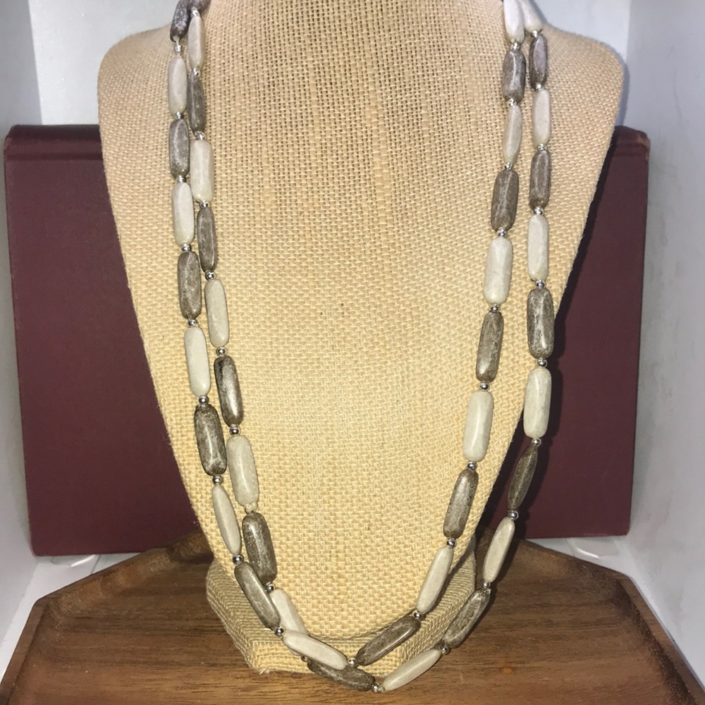 Long strand stone style plastic bead necklace